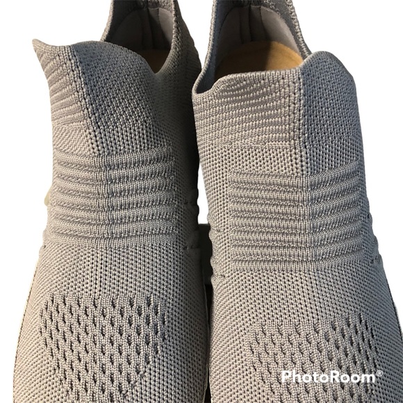 Yellow Box Julisa Gray Slip On Sneakers Size 6. NWT - Picture 3 of 9